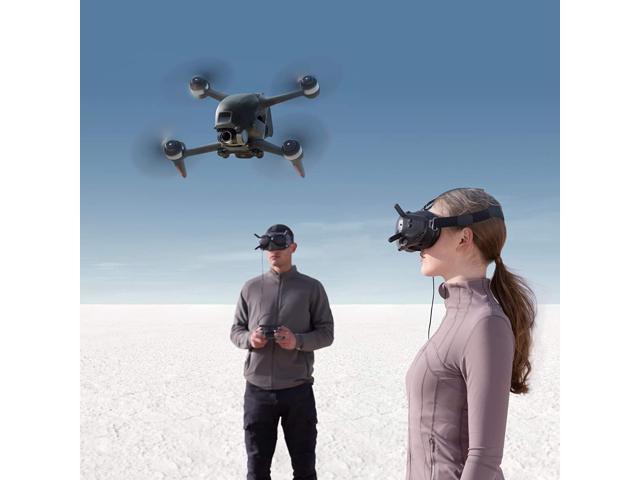 DJI FPV Combo - ファーストパーソンビュードローン UAV クアッドコプター（4Kカメラ、Sフライトモード、超広角150°視野角、HD低遅延伝送、緊急ブレーキ・ホバリング機能搭載）
